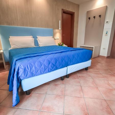 Hotel Martino มาราเตอา ภายนอก รูปภาพ