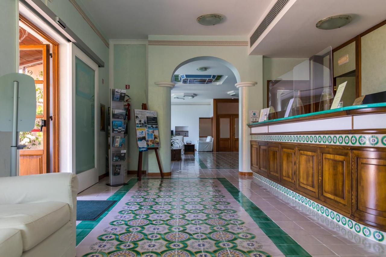 Hotel Martino มาราเตอา ภายนอก รูปภาพ
