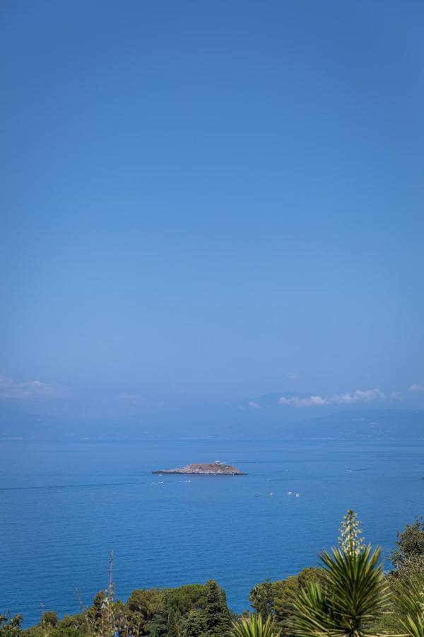 Hotel Martino มาราเตอา ภายนอก รูปภาพ