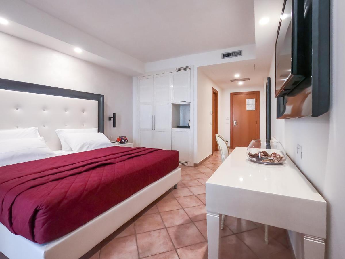 Hotel Martino มาราเตอา ภายนอก รูปภาพ
